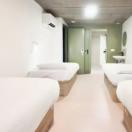 Ideal Youth Hostal Barcelona