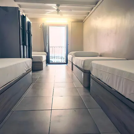 Hostel Ideal Youth Barcelona