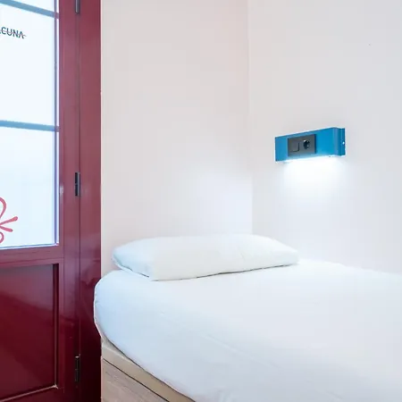 Malacuna Hostel