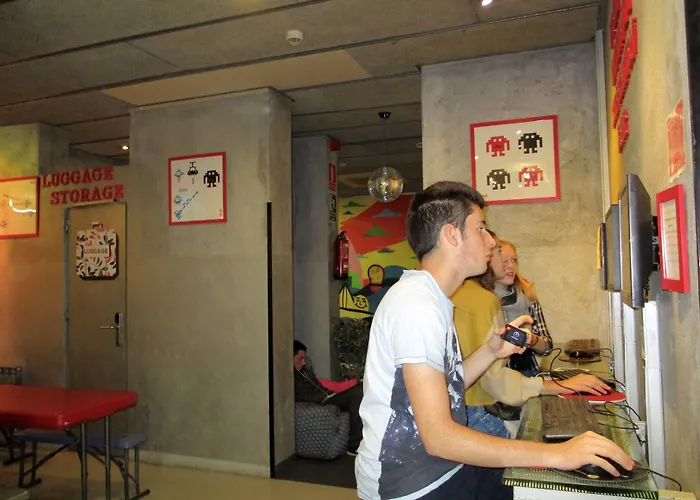 Malacuna Hostel