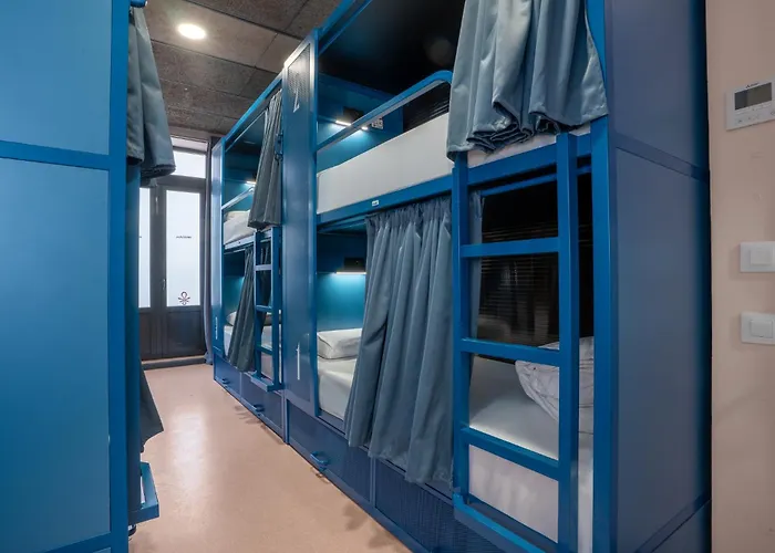 Malacuna Hostel